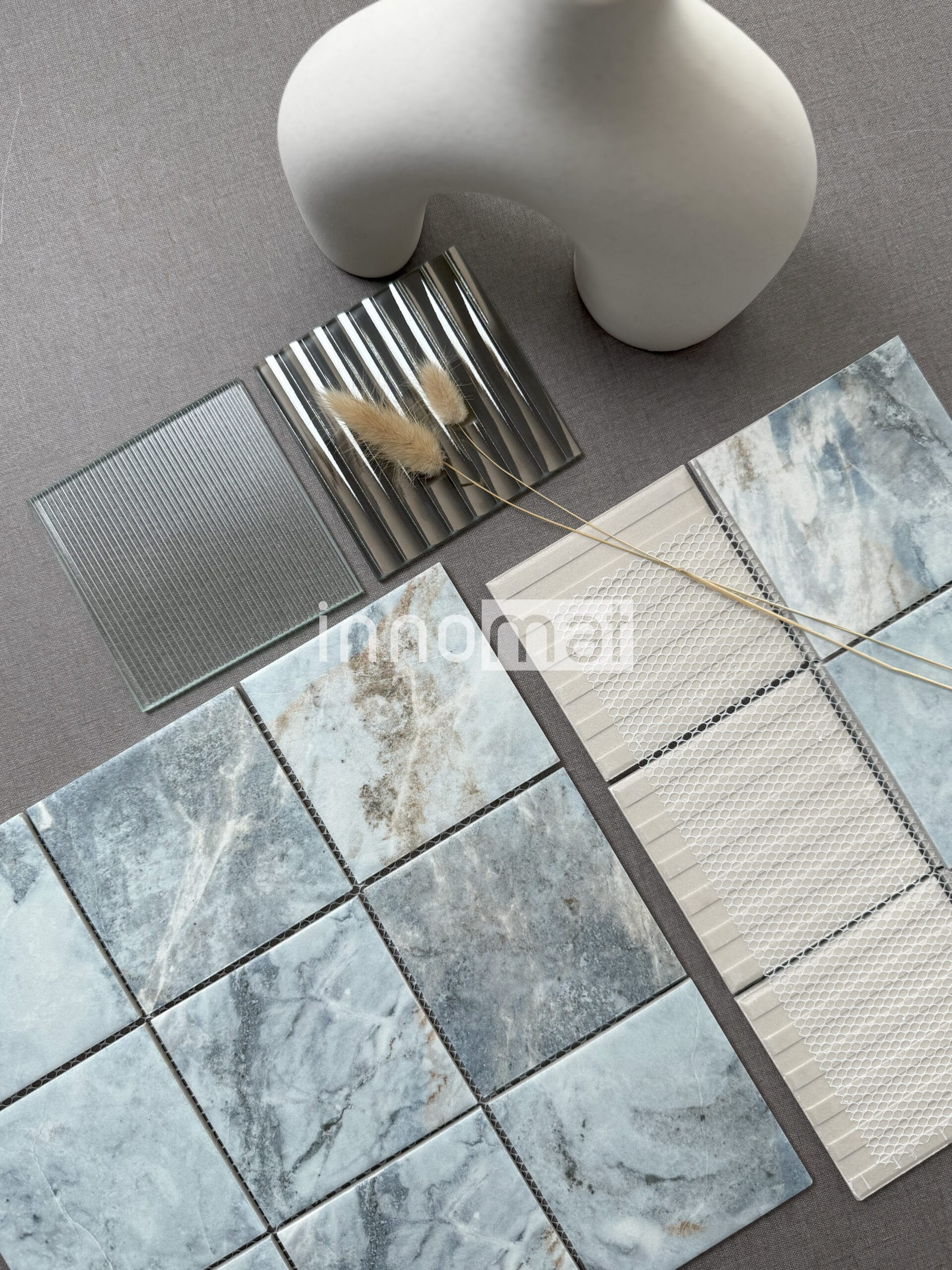 Biến nhà thành resort với gạch mosaic vân đá 'SEA COLLECTION' độc quyền Innomat IN979702 1 scaled